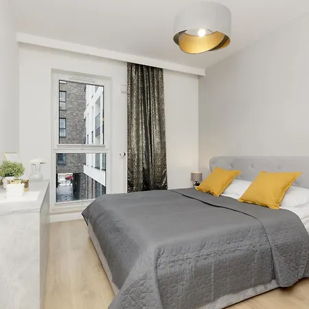 White & Gold Marble Apartment Lodz Fabryczna By Noclegi Renters Exterior photo